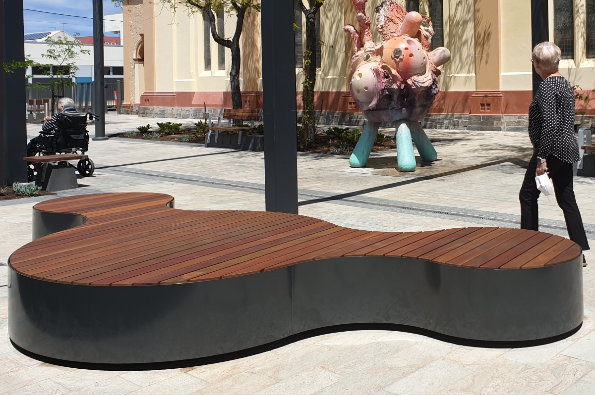 Chapel Plaza Super Pod